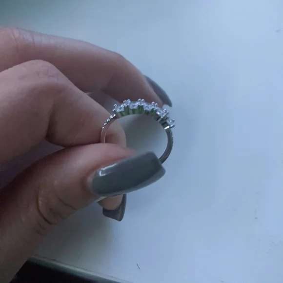 Ring - Picture 4 of 5